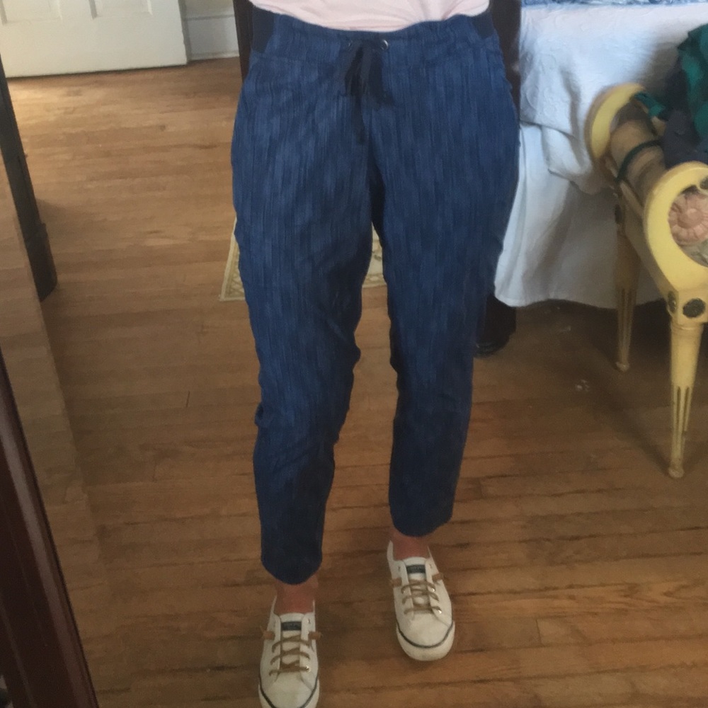 Athleta midtown ankle pant